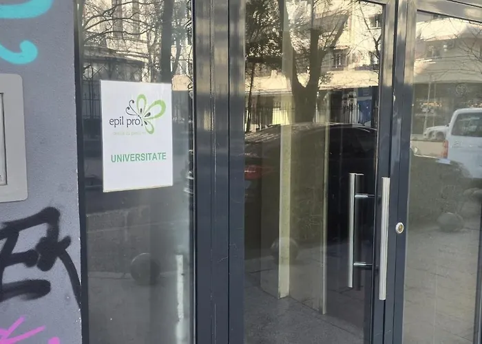 Old Town Sky View - Pumo *