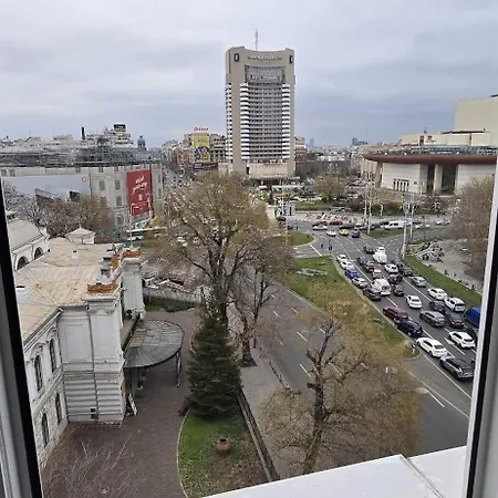 Old Town Sky View Apartment Bukarest