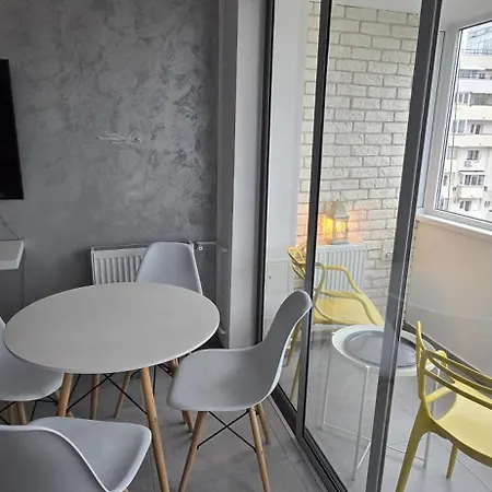 Old Town Sky View - Pumo 布加勒斯特